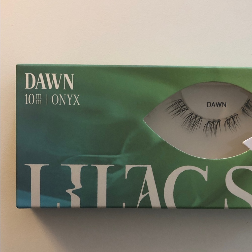 NWT Easy DIY False Lashes Kit- Lilac Street- Dawn 10mm. Natural. Lasts 10 days! - Picture 7 of 16